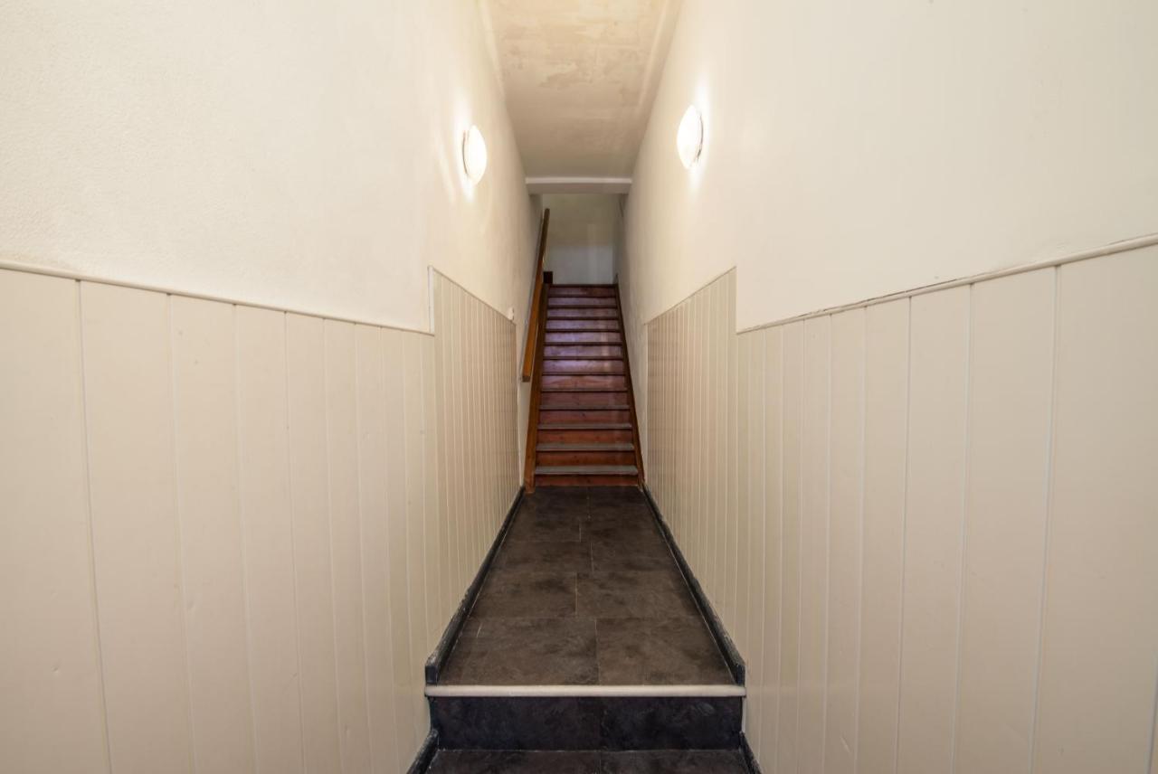 Hotel Engineer Lane House à Gibraltar Extérieur photo